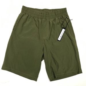 GRAND RUNNING CLUB PARIS CLASSIC FIT SHORTS